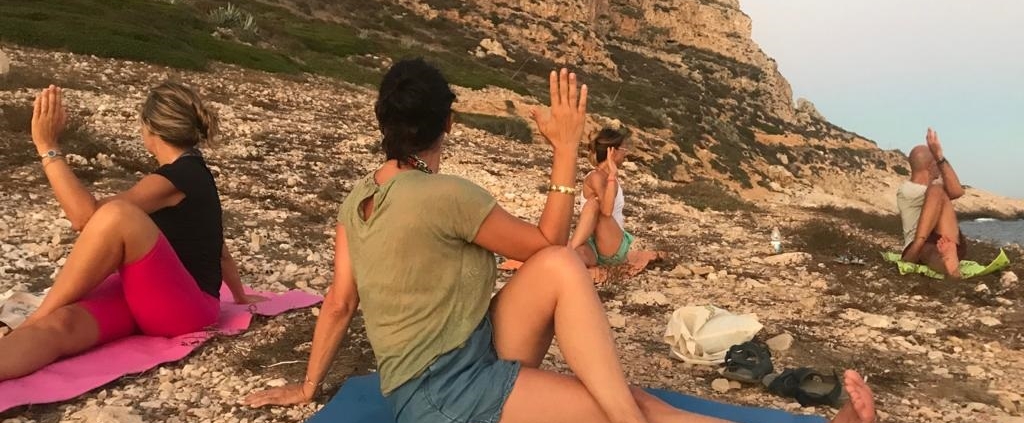 Yoga e Vela alle Egadi - Holistictravel.it